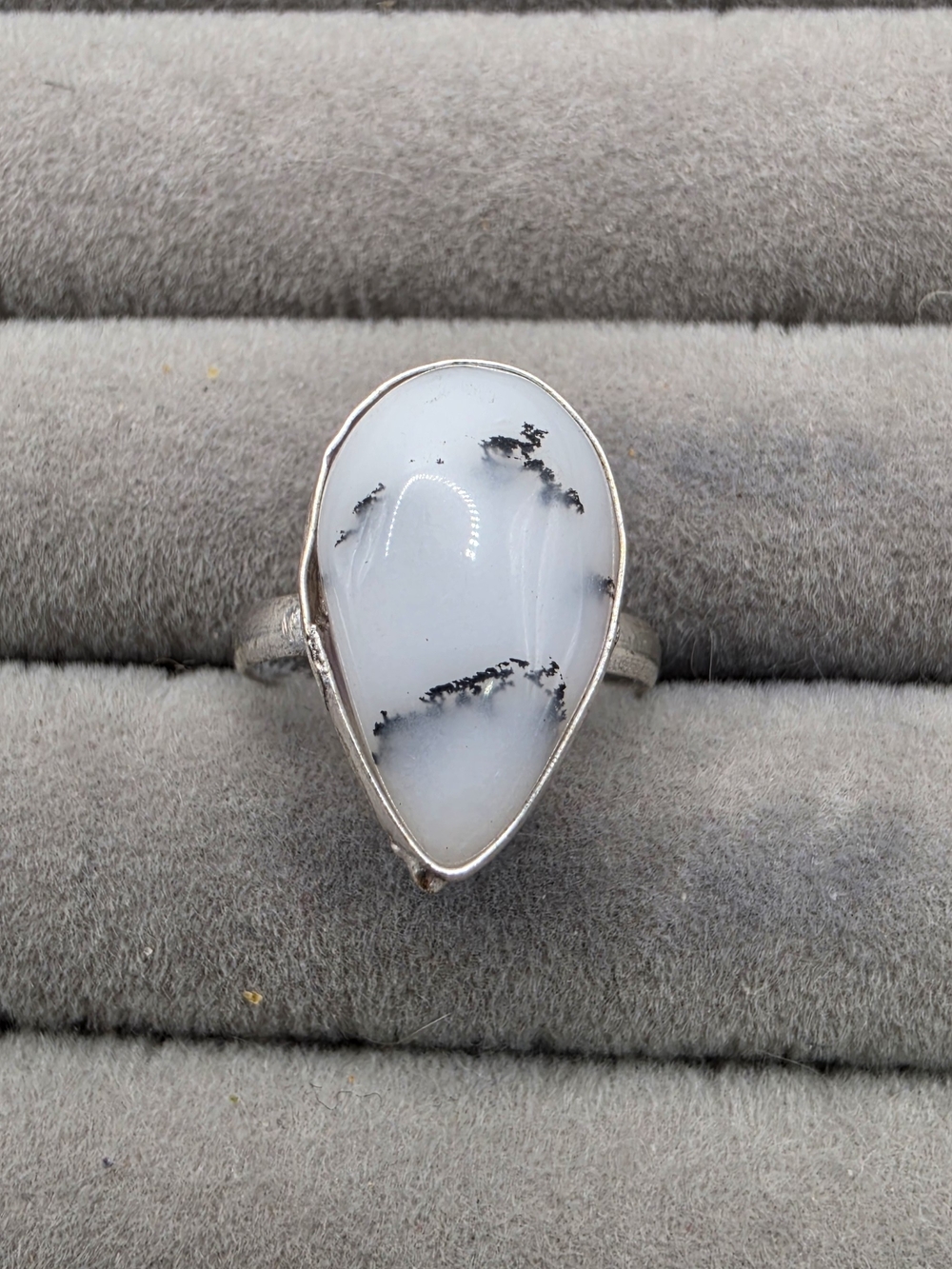 Silver Plated Teardrop White Dendritic Agate Ring Size 7 3/4